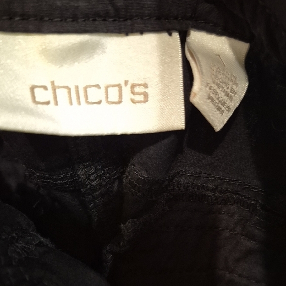 Chico's Crop Black Cargo Pants In Lighrweight Cotton - Picture 2 of 8